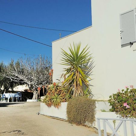 Villa Petros Megas Gialos - Nites Exterior photo